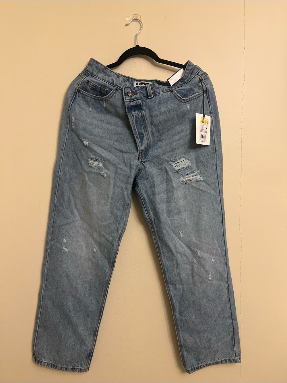 Women’s Light Blue Distressed Jeans